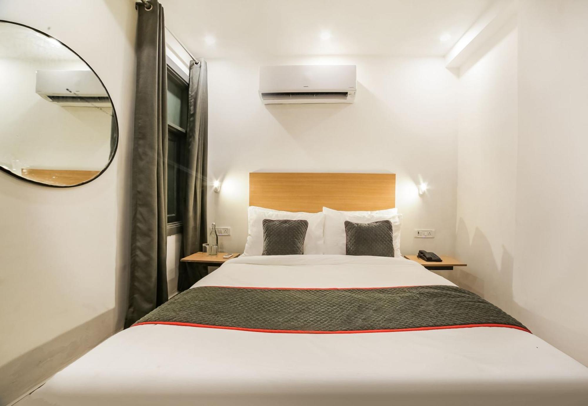 Super Hotel O Nawada Metro Delhi  Eksteriør bilde