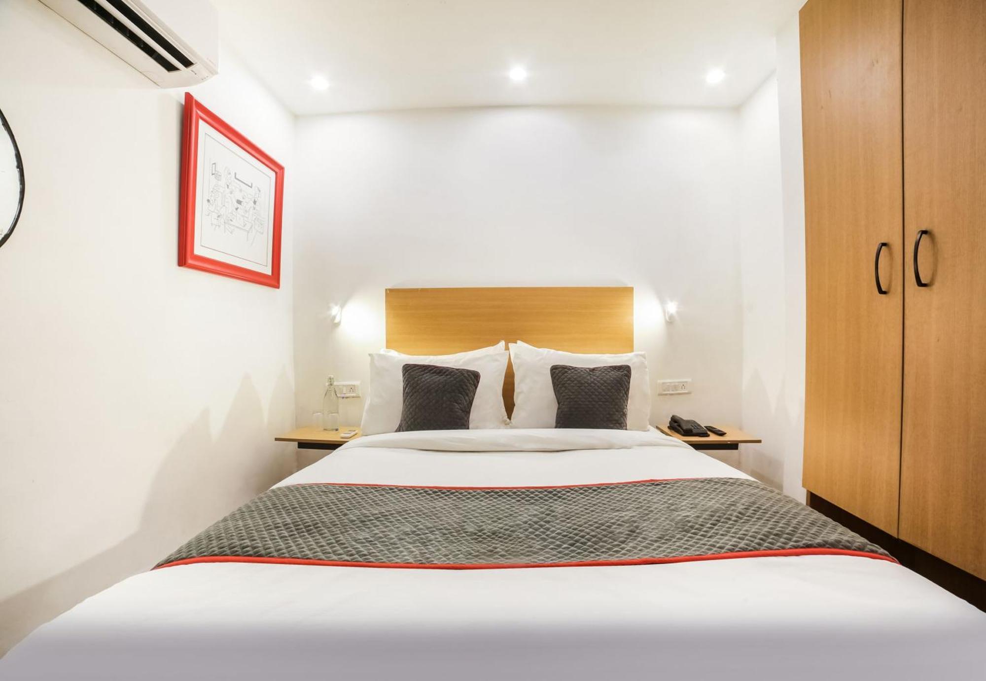 Super Hotel O Nawada Metro Delhi  Eksteriør bilde